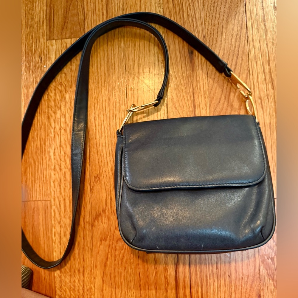 Vintage Classic Black Leather Crossbody Shoulder Bag